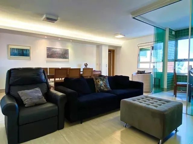 Imagem: O apartamento possui 3 Dormitórios, 1 Suíte, 1 Banheiro,