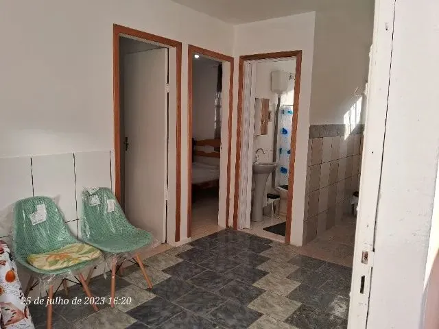 Imagem: Alugo Pequeno Apartamento 2 Dormitórios