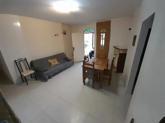 Imagem: Casa de 3 Quartos para Alugar no Bairro