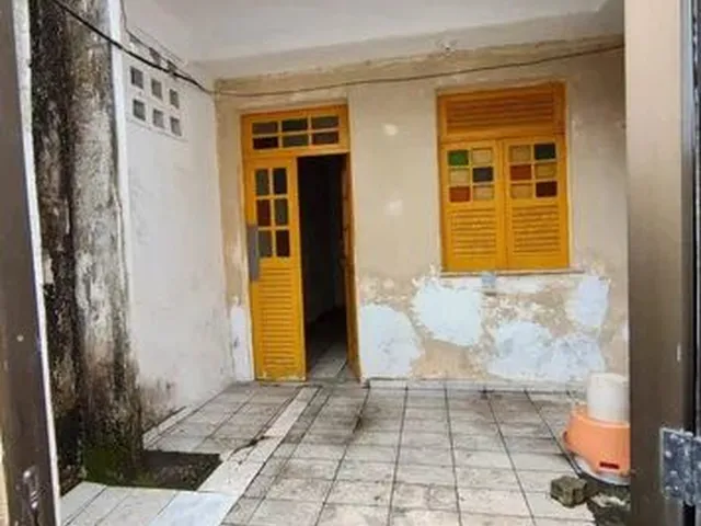 Imagem 1: Casa com 2 Dormitórios para Alugar, 50 M² por R$ 700/Mês - Boca do Rio - Salvador/Ba