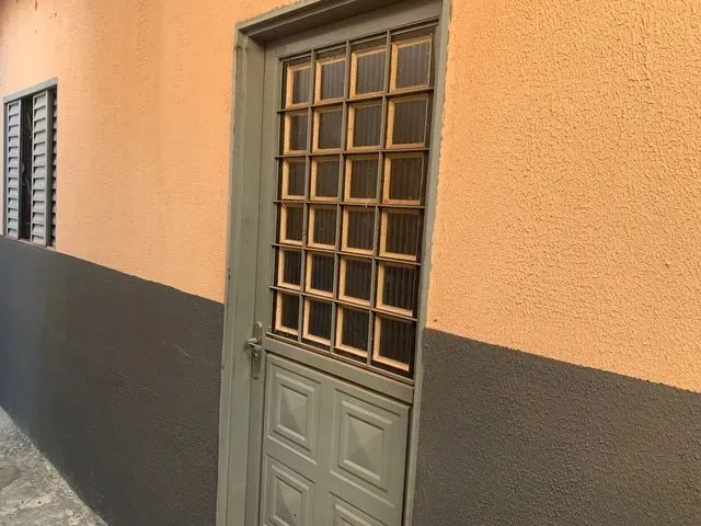Imagem: Casa de 02 e 01 Quarto no Mesmo Lote