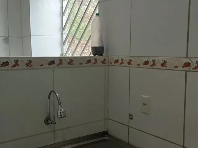Imagem 4: Aluga Se Uma Cs Fundo Primeiro Andar
