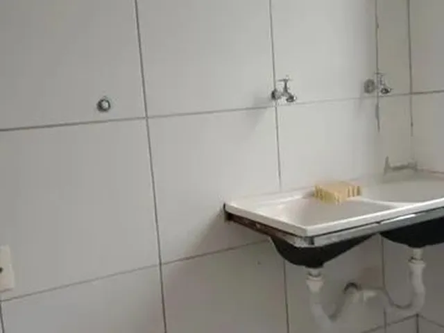Imagem 5: Aluga Se Uma Cs Fundo Primeiro Andar