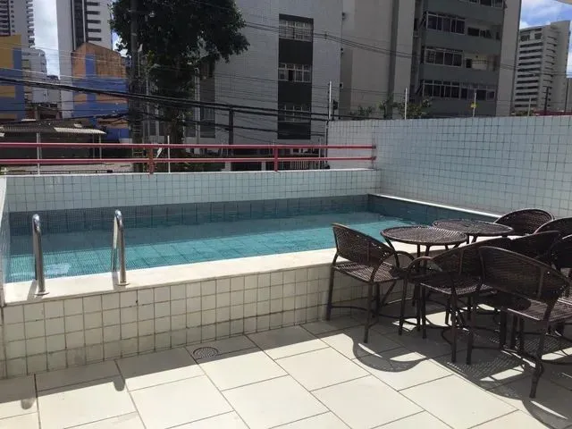 Imagem 2: Edifico Solar Grenoble , Mobiliado , 2 Quartos, 1Gar, $2.400 com as Taxas