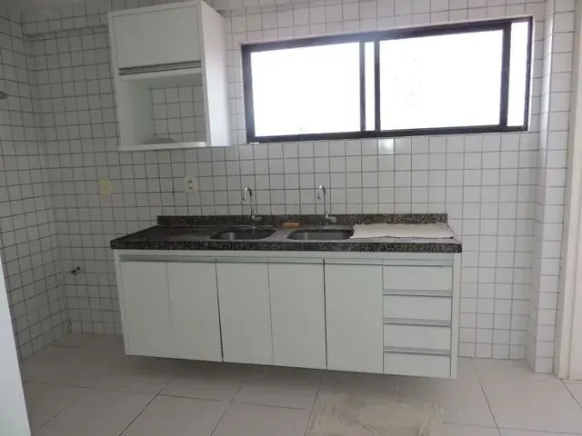 Imagem 6: Apartamento com 3 Dormitórios para Alugar, 118 M² por R$ 3.804,17/Mês - Petrópolis