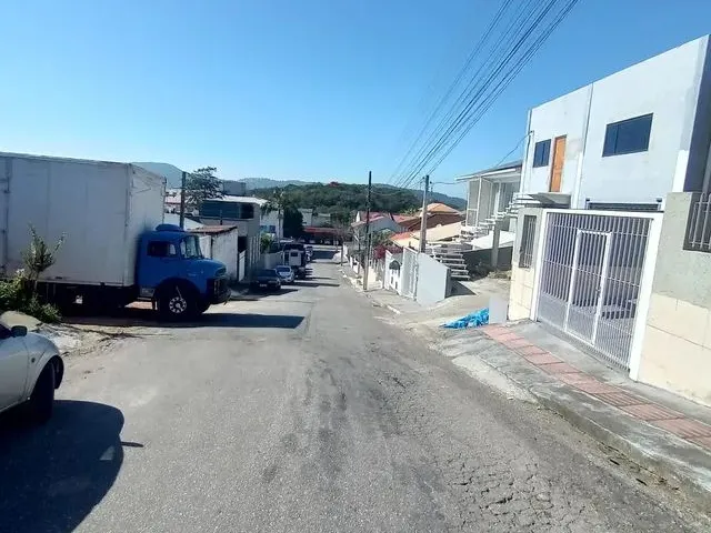 Imagem: Aluga-Se Casa 2 Dormitórios Sendo Uma Suíte