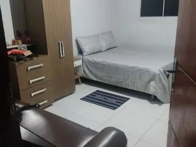 Imagem: Alugo Quarto Mobiliado com Piscina