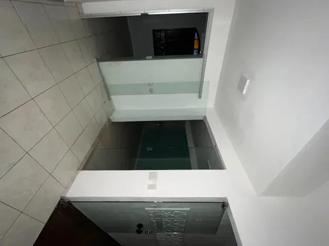 Imagem 15: Prédio/Edifício Inteiro para Aluguel Tem 370 Metros Quadrados com 12 Quartos