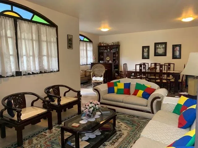 Imagem 5: Linda Casa em Localização Privilegiada