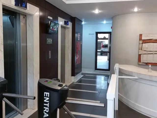 Imagem 3: Conjunto Comercial para Alugar por R$ 1200.00, 27.77 M2 - Batel - Curitiba/Pr