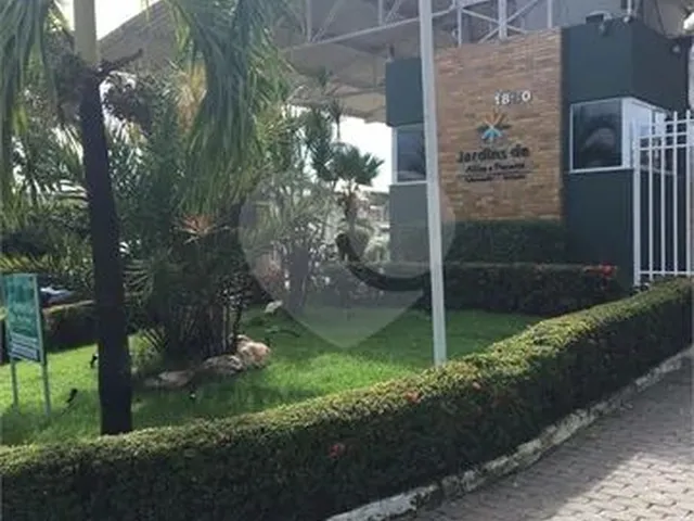 Imagem: Casa em Condomínio Fechado