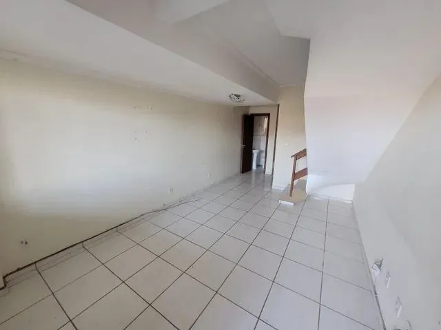 Imagem 10: Duplex Semi-Mobiliado em Região de Moradores