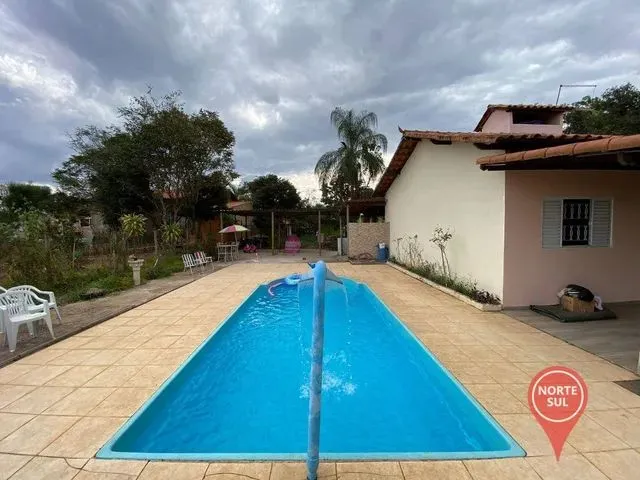 Imagem: Casa com 2 Dormitórios À Venda, 90 M²