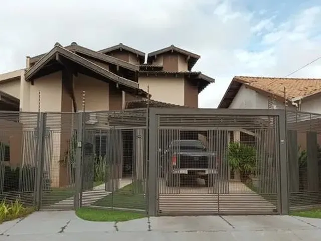 Imagem: Casa com 03 Suítes Bairro Parque Dallas