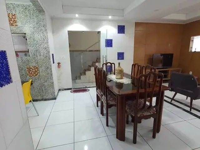 Imagem 2: Casa À Venda em Santo Antônio | 5 Quartos, 3 Suítes e 350M²
