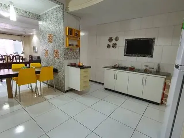 Imagem 7: Casa À Venda em Santo Antônio | 5 Quartos, 3 Suítes e 350M²