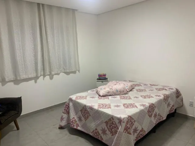 Imagem 6: Vendo Linda Casa de 3 Quartos em Contagem