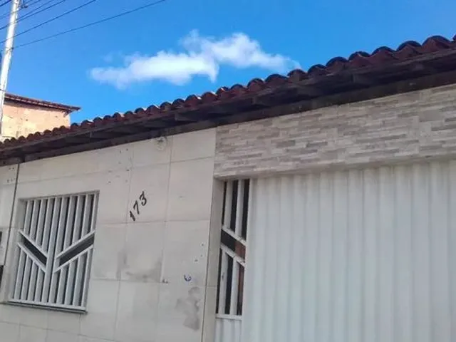 Imagem: Casa no Jardim Centenário - Encanto e Conforto