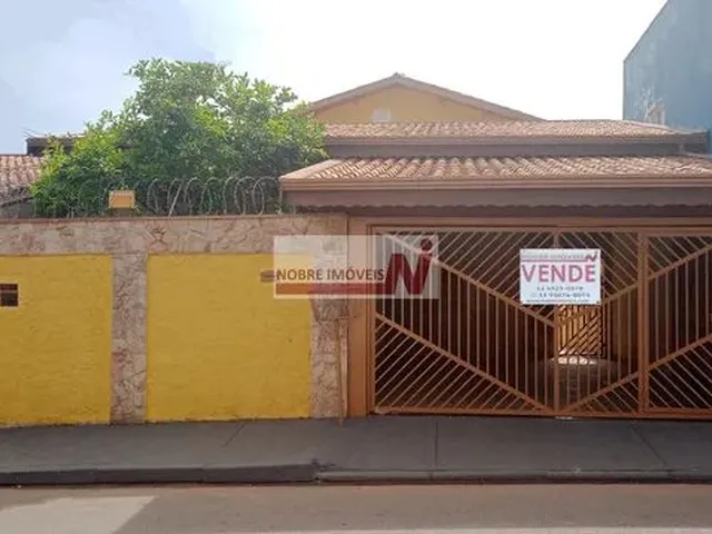 Imagem: Casa 3 Quartos (2 Suítes) no Medeiros