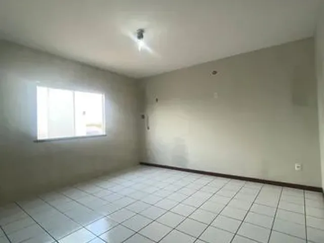 Imagem 6: Casa Duplex no Bequimão com 5 Quartos - Nascente