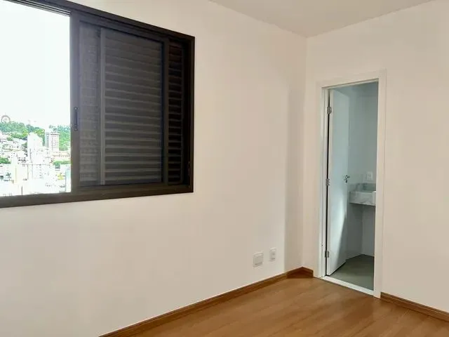 Imagem 4: Apartamento para Aluguel com 80 M² com 3 Quartos 3 Suítes