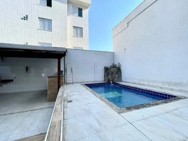 Imagem: Casa para Aluguel, 4 Quartos, 2 Suítes