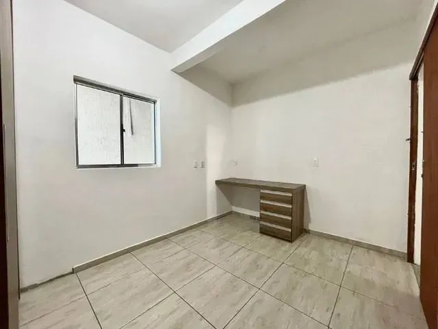 Imagem 6: Casa para Aluguel, 4 Quartos, 2 Suítes, 4 Vagas, Castelo - Belo Horizonte/Mg