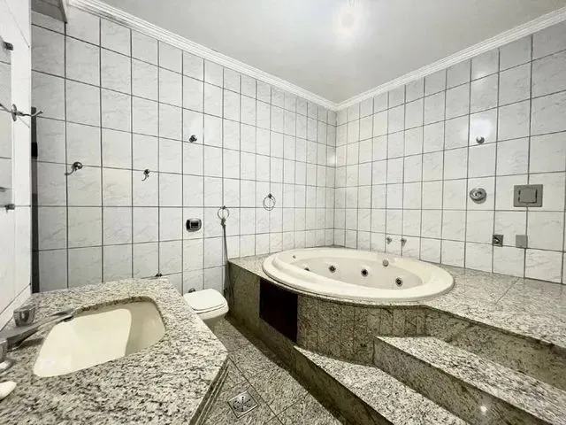 Imagem 11: Casa para Aluguel, 4 Quartos, 2 Suítes, 4 Vagas, Castelo - Belo Horizonte/Mg
