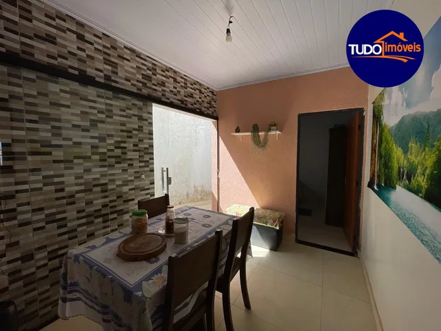 Imagem 4: Casa Simples de 3 Quartos, Suíte, Piso em Porcelanato, no Forro Pvc, em Condomínio