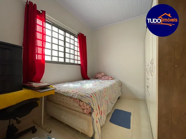 Imagem 15: Casa Simples de 3 Quartos, Suíte, Piso em Porcelanato, no Forro Pvc, em Condomínio