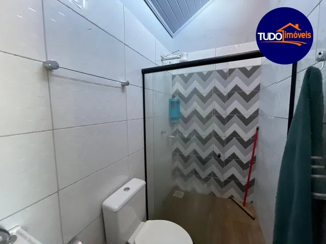 Imagem 10: Casa Simples de 3 Quartos, Suíte, Piso em Porcelanato, no Forro Pvc, em Condomínio