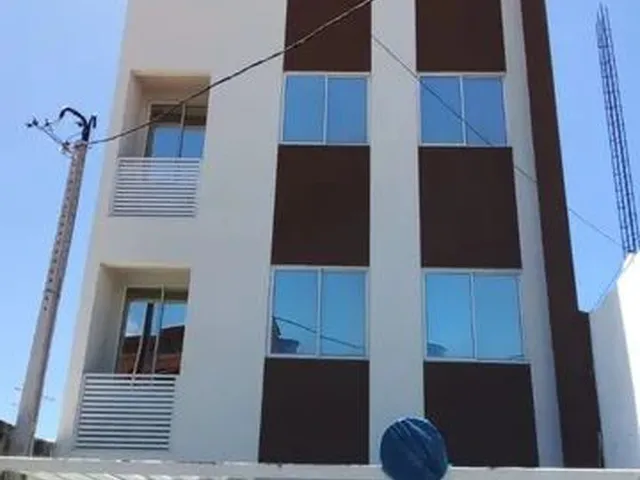 Imagem: O apartamento possui 2 Dormitórios, 1 Banheiro e está
