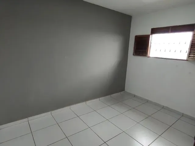 Imagem: Casa com 2 Quarto(S) e 2 Banheiro(S) para