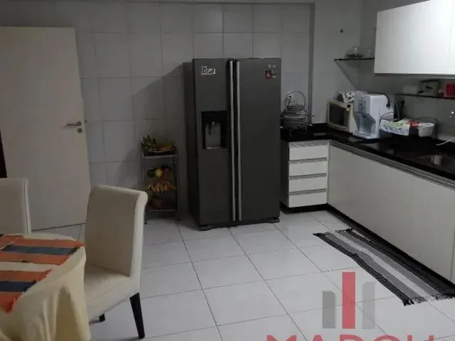 Imagem 8: Alugo Apartamento Grande com 3 Quartos, Sendo 2 Suítes, em Intermares