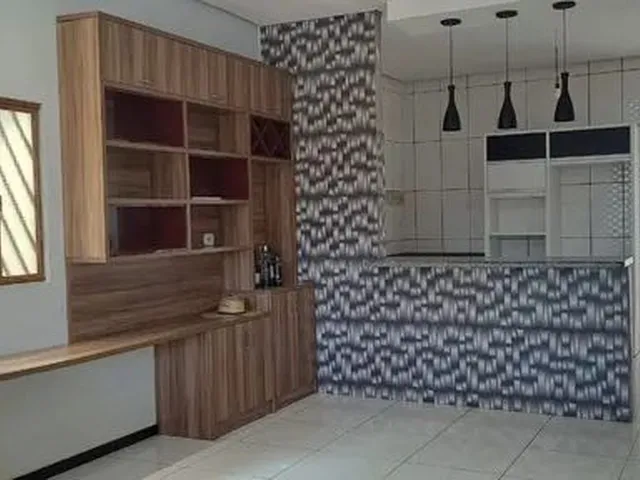 Imagem: Alugo Casa 02 Quartos, 02 Vagas de Garagem