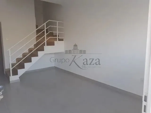 Imagem: A casa em condomínio possui 2 Dormitórios, 1 Banheiro, 1