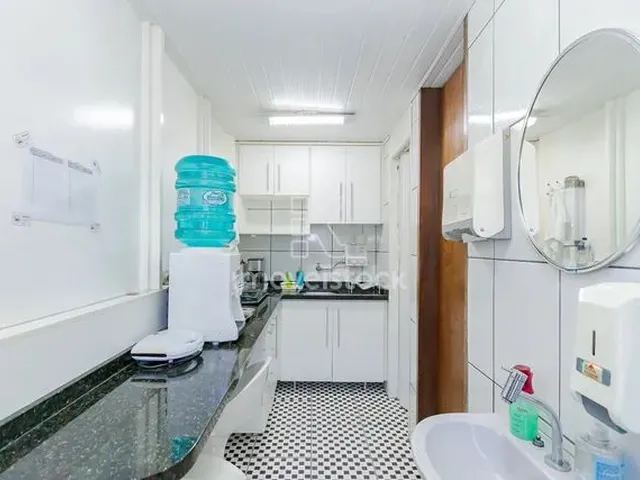 Imagem 4: Sala com 115M² no Centro!