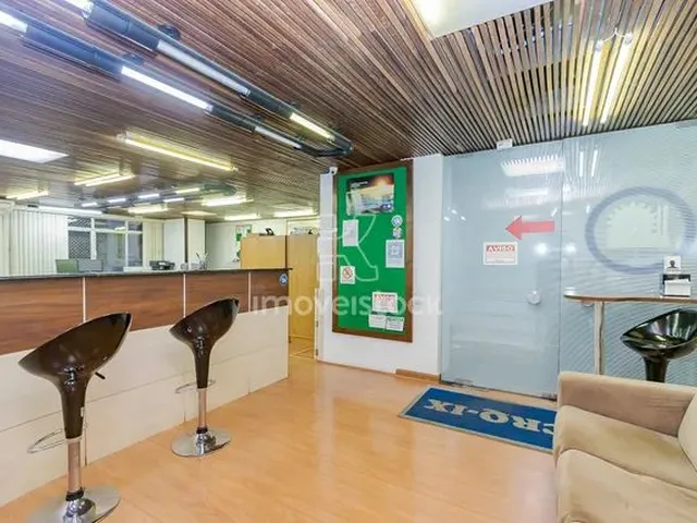 Imagem 6: Sala com 115M² no Centro!