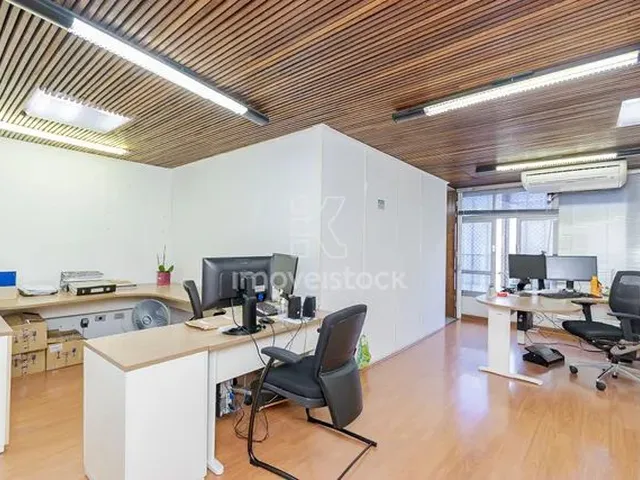 Imagem 14: Sala com 115M² no Centro!
