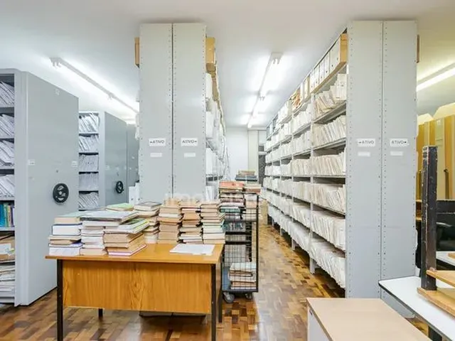 Imagem 8: Sala com 115M² no Centro!