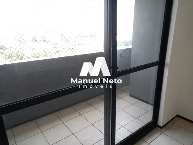 Imagem 2: Apartamento com 2 Quartos, 1 Suíte, Dce, 2 Vagas À Venda no Centro, com Andar Alto