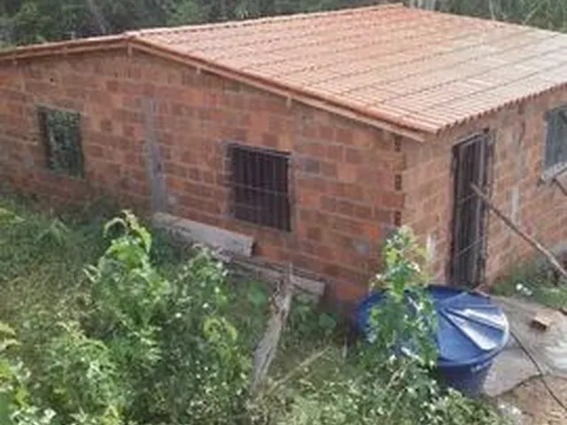 Imagem 3: Vendo Terreno Já com Casa Pronta
