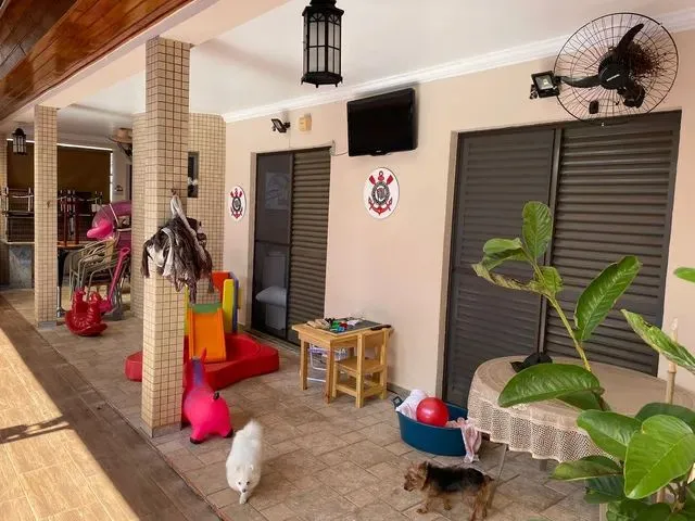 Imagem 2: Casa À Venda 4 Quartos 500M², Mediterrâneo