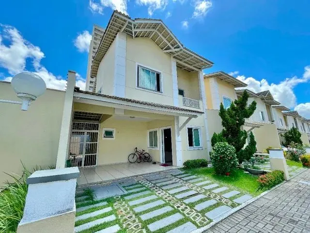 Imagem: Casa Duplex de Esquina, 180 M² Área Construída