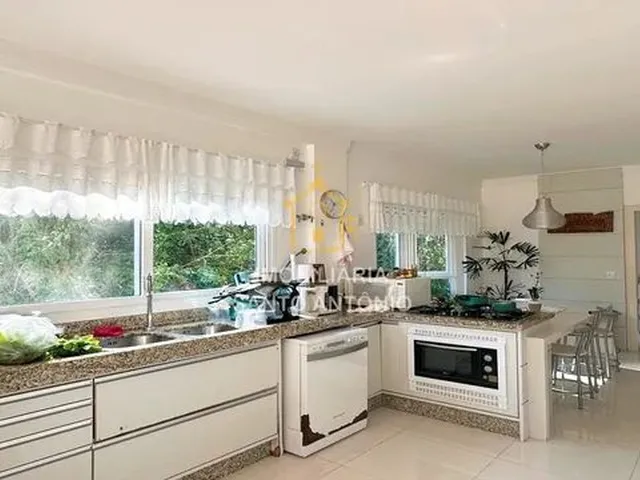 Imagem 12: Casa Sofisticada À Venda em Sambaqui