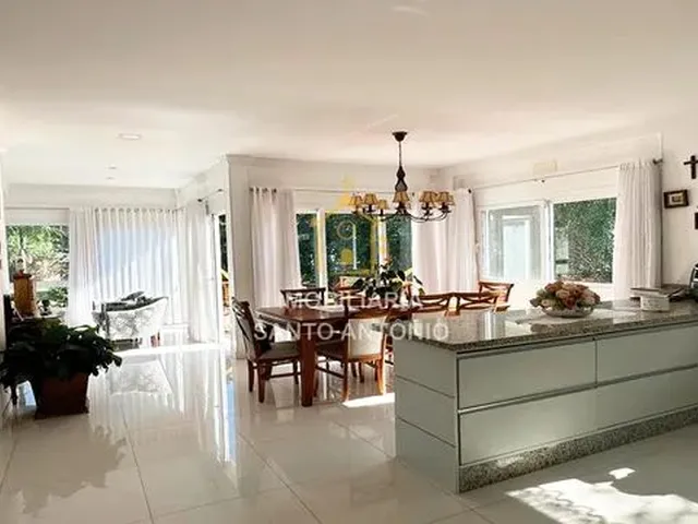 Imagem 5: Casa Sofisticada À Venda em Sambaqui
