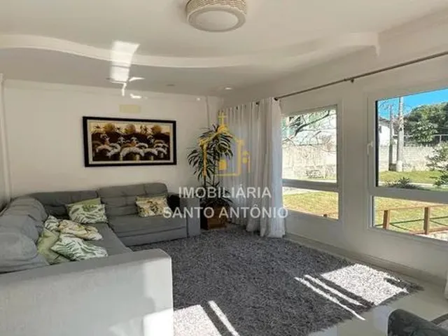Imagem 2: Casa Sofisticada À Venda em Sambaqui