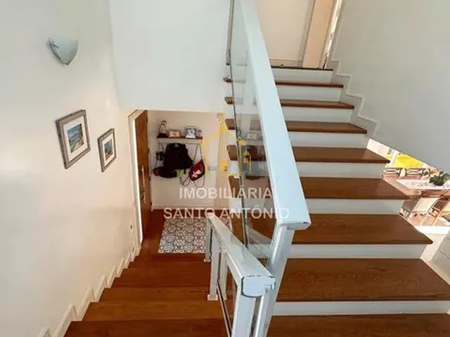 Imagem 3: Casa Sofisticada À Venda em Sambaqui