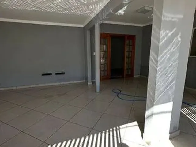 Imagem 12: Casa com 3 Dormitórios À Venda, 180 M² por R$ 650.000,00 - Parque...
