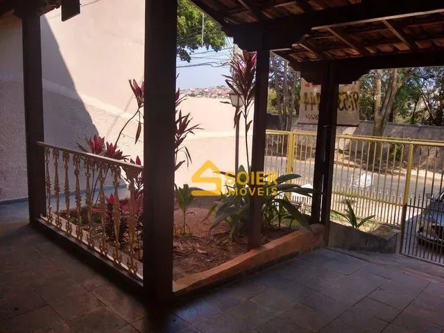 Imagem: Casa com 3 Dormitórios À Venda, 140 M²